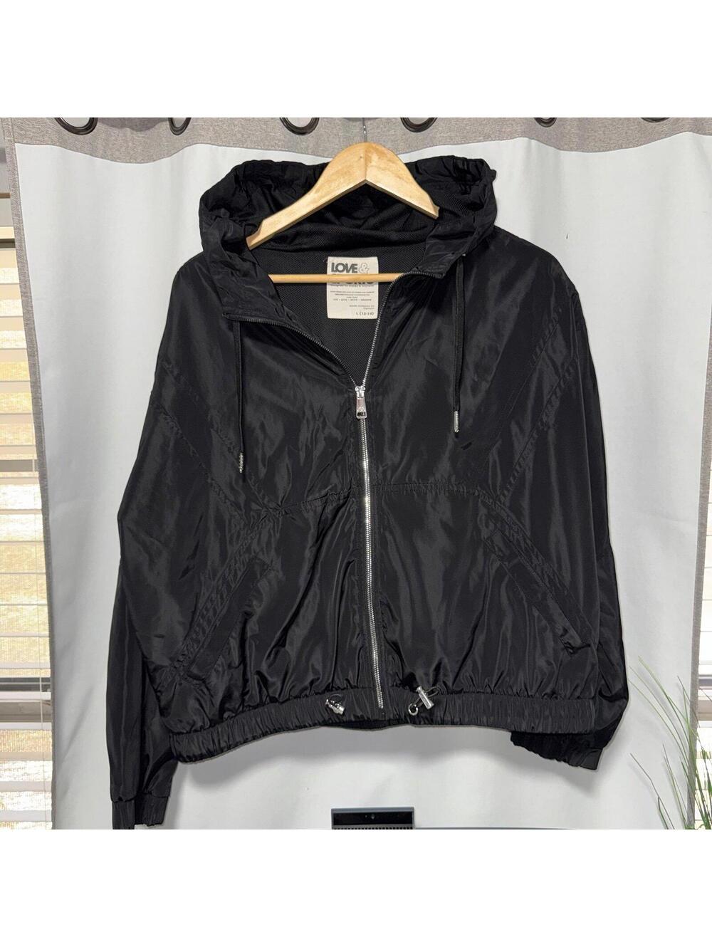 Love & Sports Sprinter Jacket With Hoodie Size large Black Water Resistant